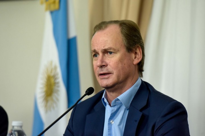 "El fin de deuda es realmente muy alto, hay que buscar un entendimiento..." , Gustavo Bordet.