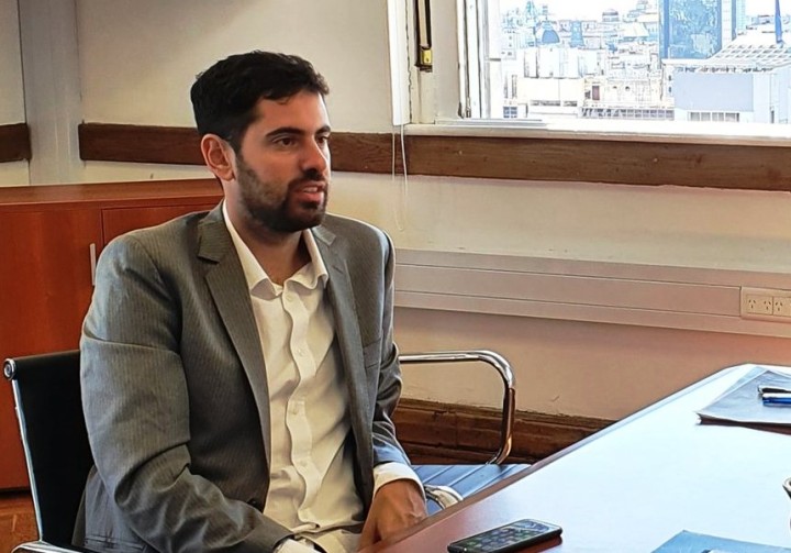 Santiago Quintana: "Están interviniendo obras sociales sin dar explicaciones"