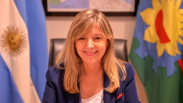Cristina Álvarez Rodríguez: "Los bonaerenses queremos que Axel se quede en la provincia"
