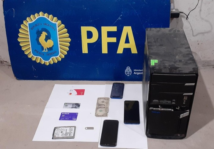 En megaoperativo de la Policía Federal Argentina, cae superbanda de hackers que operaba con criptoactivos