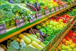 Fabián Zeta: “Hoy se remarcan productos de primera necesidad en 300% o 400%”