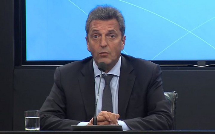 Massa aseguró que se utilizarán "todas las herramientas del Estado" para frenar el dólar