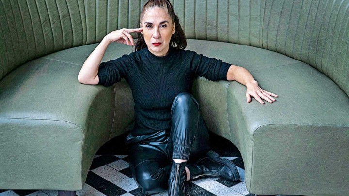 Laura Oliva: "Esta vez es soltar el control, tomar el material y hacerlo propio".