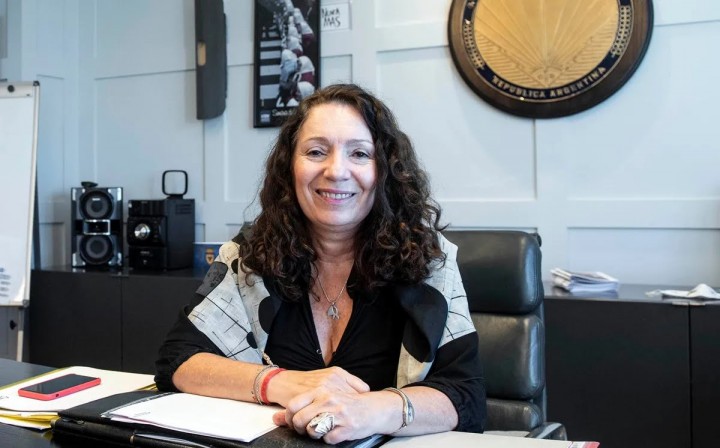"Aparecen las escuchas de las conversaciones de De Sousa con su Abogado y eso es parte de la ilegalidad a la que nos acostumbró el macrismo". Cristina Caamaño