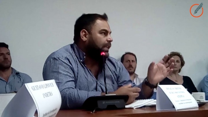 "El 80% de la frecuencia en la Argentina es deficiente. Hace tres días atrás se cayeron todas las comunicaciones con la Patagonia". Jonatan Doino