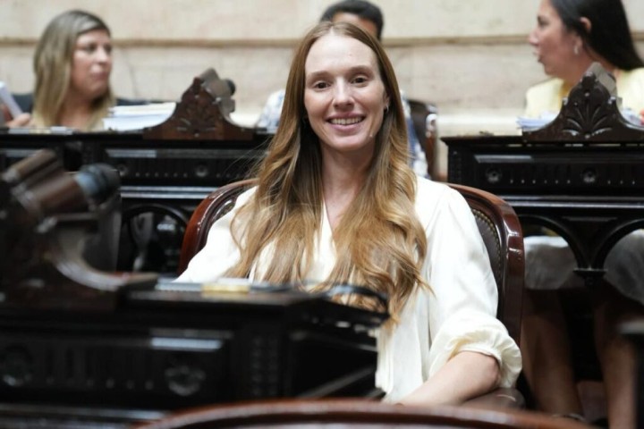 Florencia de Sensi: "Una persona con las características de Axel Kicillof nunca podría estar gobernando"