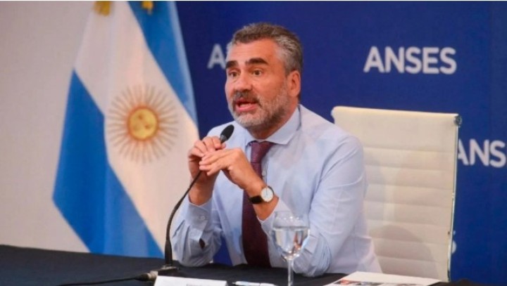 Alejandro Vanoli: “Las medidas del Gobierno son suicidas”
