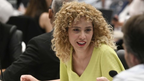 Lourdes Arrieta tajante con Milei: &quot;Que deje de hacer shows y se ponga a trabajar&quot;