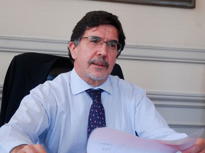 "Hay que reparar y poner justicia. Macri le sacó al sistema educativo 750.000 netbook por año, que son tres millones en los cuatro años que gobernaron"